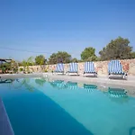 Villa Arti *
