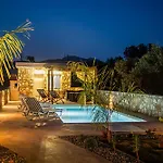 Villa Arti Haraki