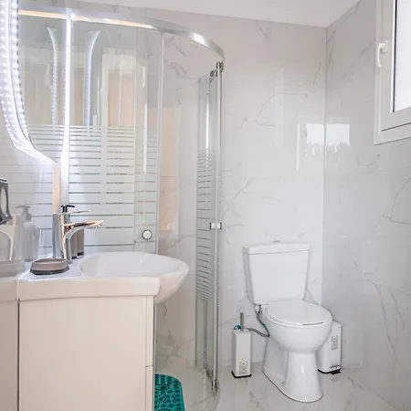 Dreamy 2 Bd With Private Pool Willa Charaki