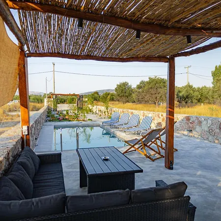 Villa Dreamy 2 Bd With Private Pool Haraki